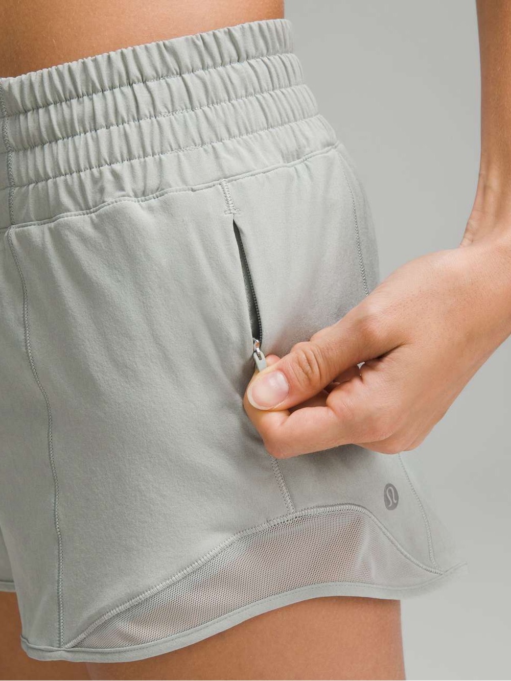 Lululemon Hotty Hot High-Rise Lined Short 2.5" Jade Grey athletic running TikTok - Picture 2 of 6